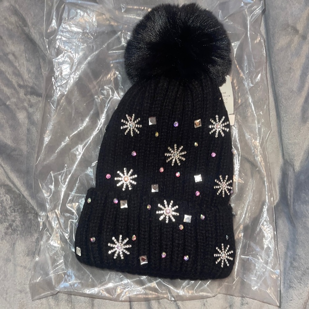 NIGHT SKY THICK EMBELLISHED BEANIE